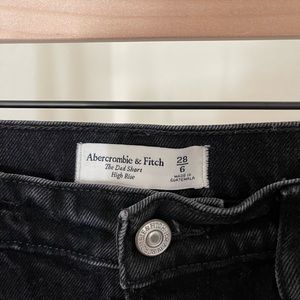 Abercrombie & Fitch The Dad Jean Shorts High Rise